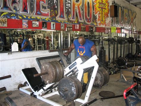 flex the hardcore house gym